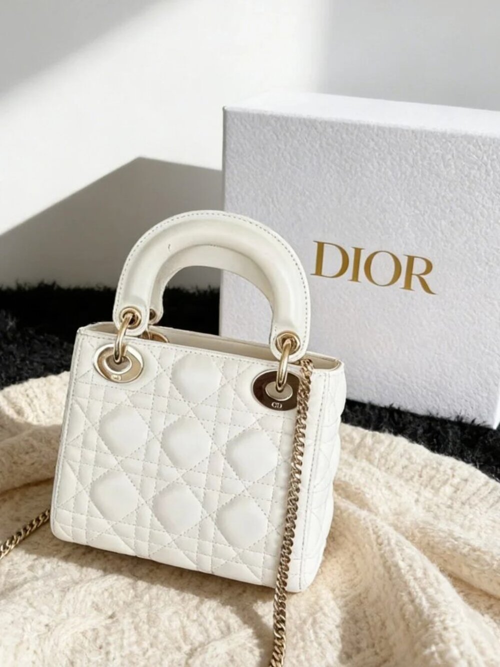 ini Lady Dior Handbag White Cannage Lambskin Light Gold Hardware Detachable